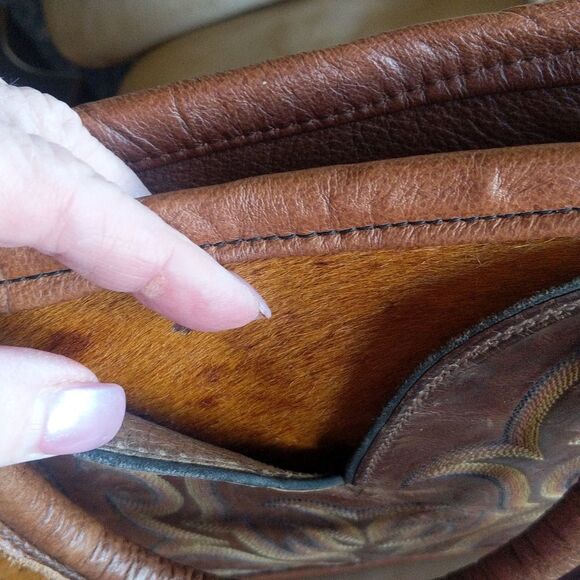 Vintage Recycle Cowboy Boot Purse- Hair on hide🐎 - Picture 8 of 15